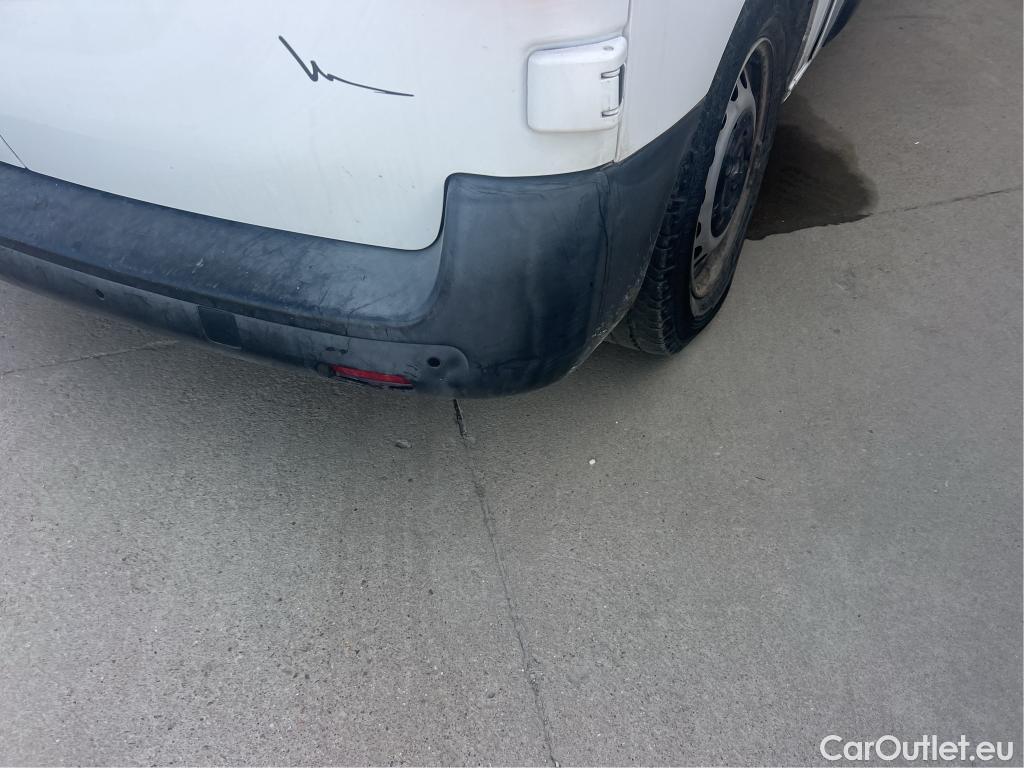  Peugeot  Expert PEUGEOT  / 2016 / 4P / furgón Furgón Premium 2.0 BlueHDi 120 Standard #28