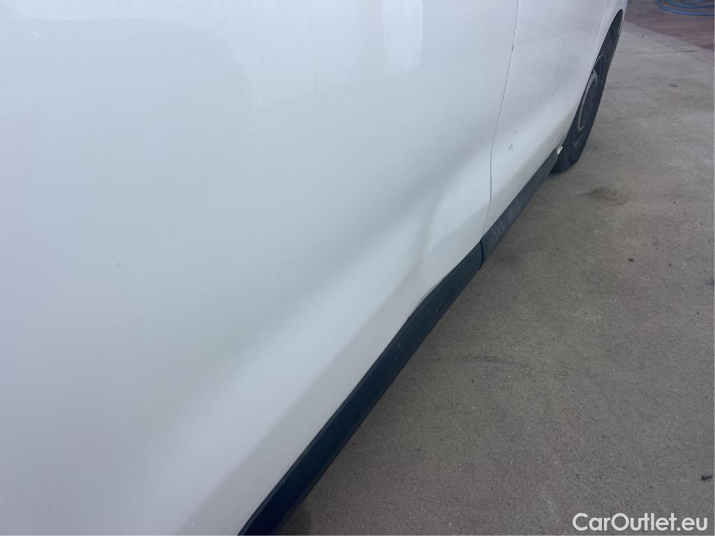  Peugeot  Expert PEUGEOT  / 2016 / 4P / furgón Furgón Premium 2.0 BlueHDi 120 Standard #3