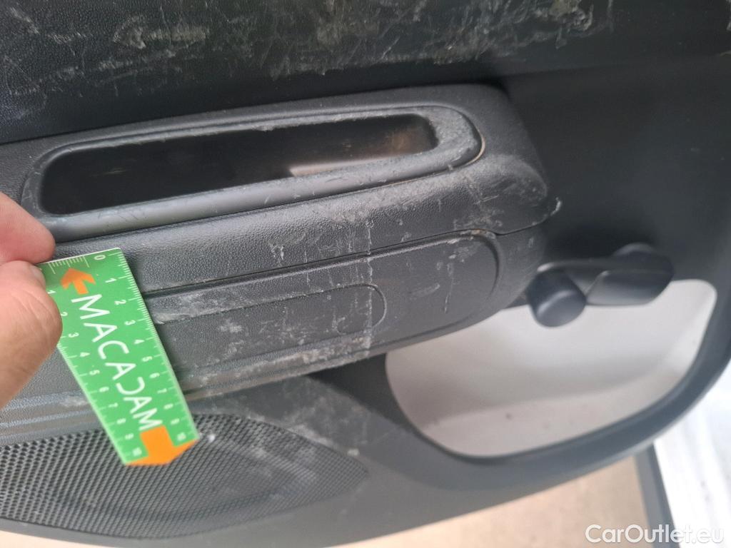  Citroen  C3  Société Feel 1.5 BlueHDI 100CV BVM6 E6dT #36