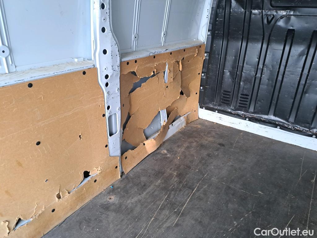  Opel  Movano OPEL  / 2019 / 4P / furgón 2.3 CDTI S/S 110kW (150CV) L2 H3 F 3.5t #11