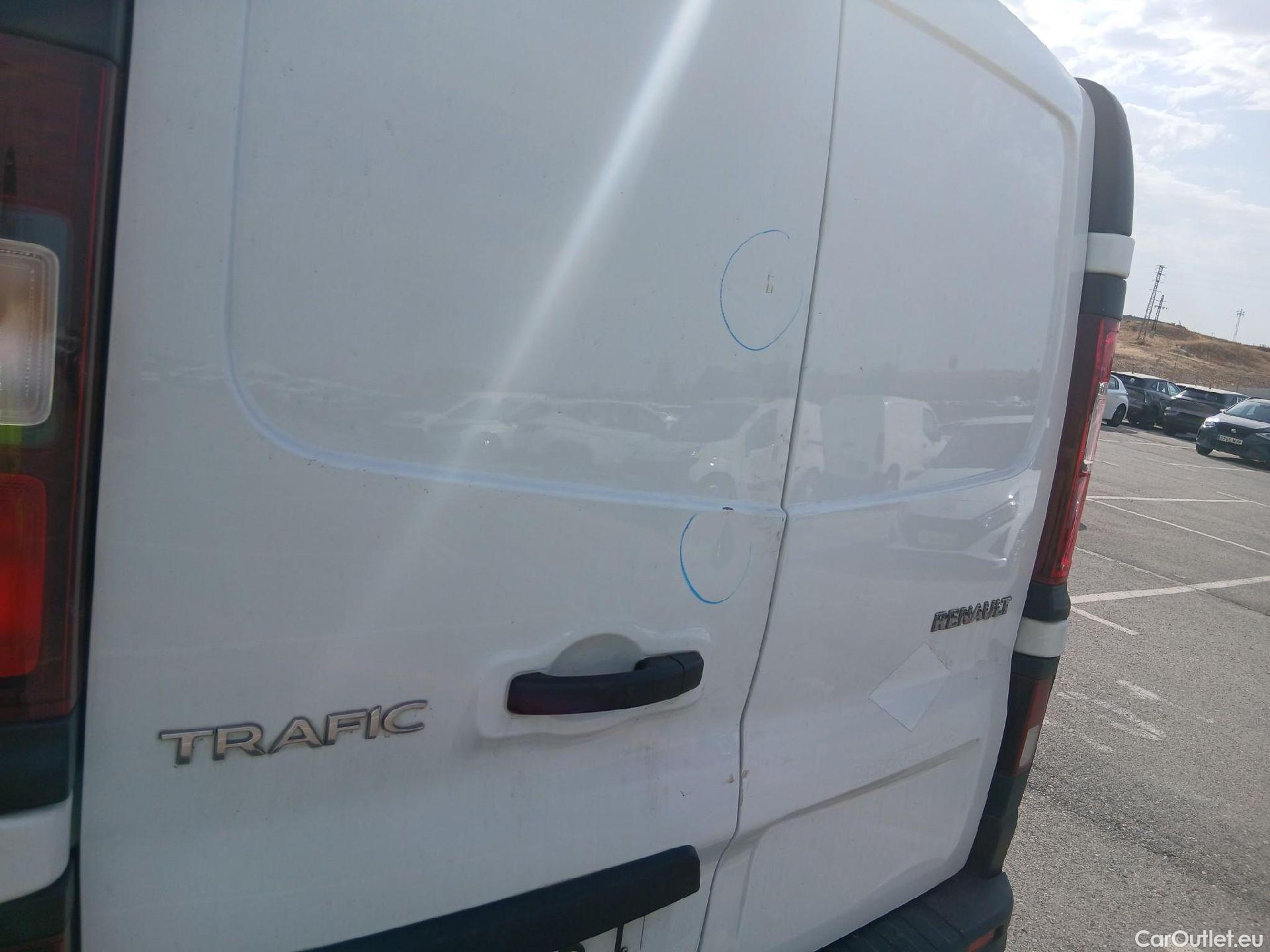  Renault  Trafic RENAULT  / 2019 / 4P / furgón Doble Cabina 27 L1 Energy BluedCi 88 kW #12
