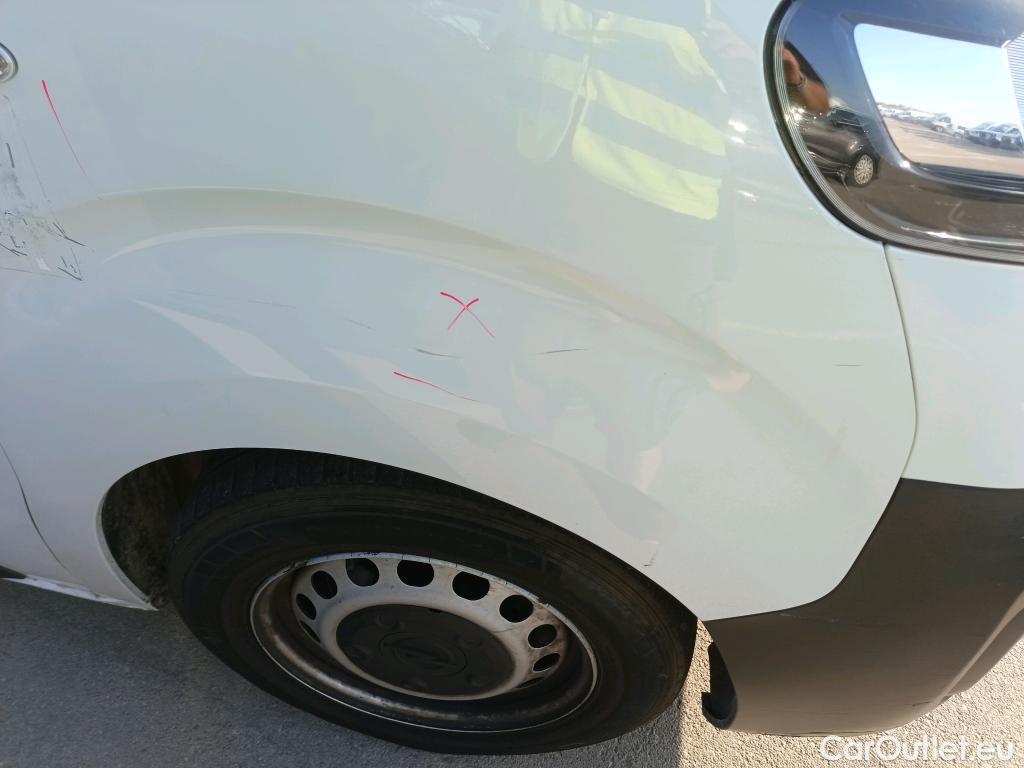  Opel  Vivaro OPEL  / 2019 / 4P / furgón 1.5 BlueHDi 74kW (100CV) M Std #32