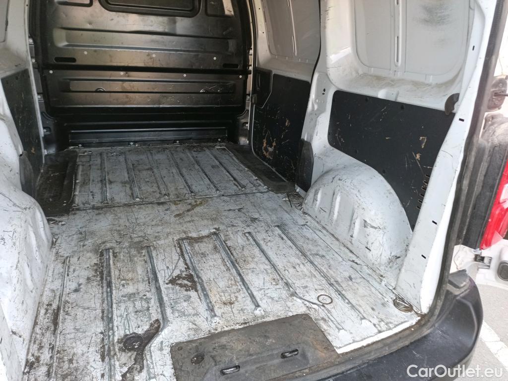  Opel  Vivaro OPEL  / 2019 / 4P / furgón 1.5 BlueHDi 74kW (100CV) M Std #24