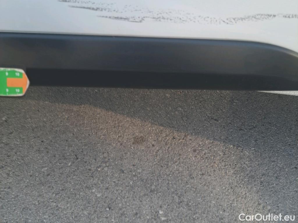  Peugeot  Expert PEUGEOT  / 2016 / 4P / furgón Furgón BlueHDi 120 S&S 6v Standard #50