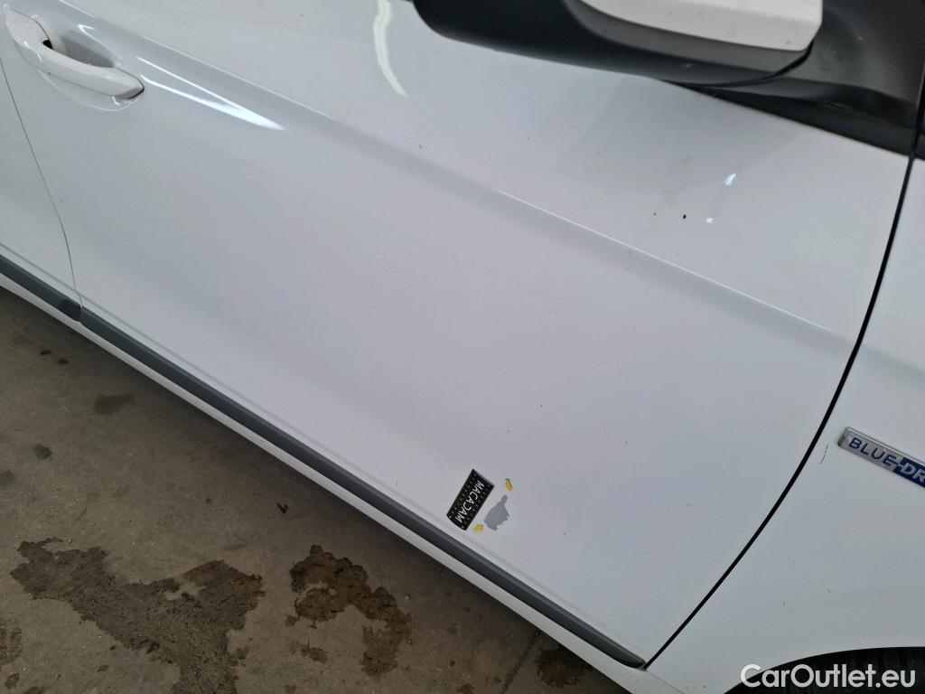  Hyundai   Ioniq Ioniq Business Hybrid 1.6 GDI 140CV BVA6 E6 #1
