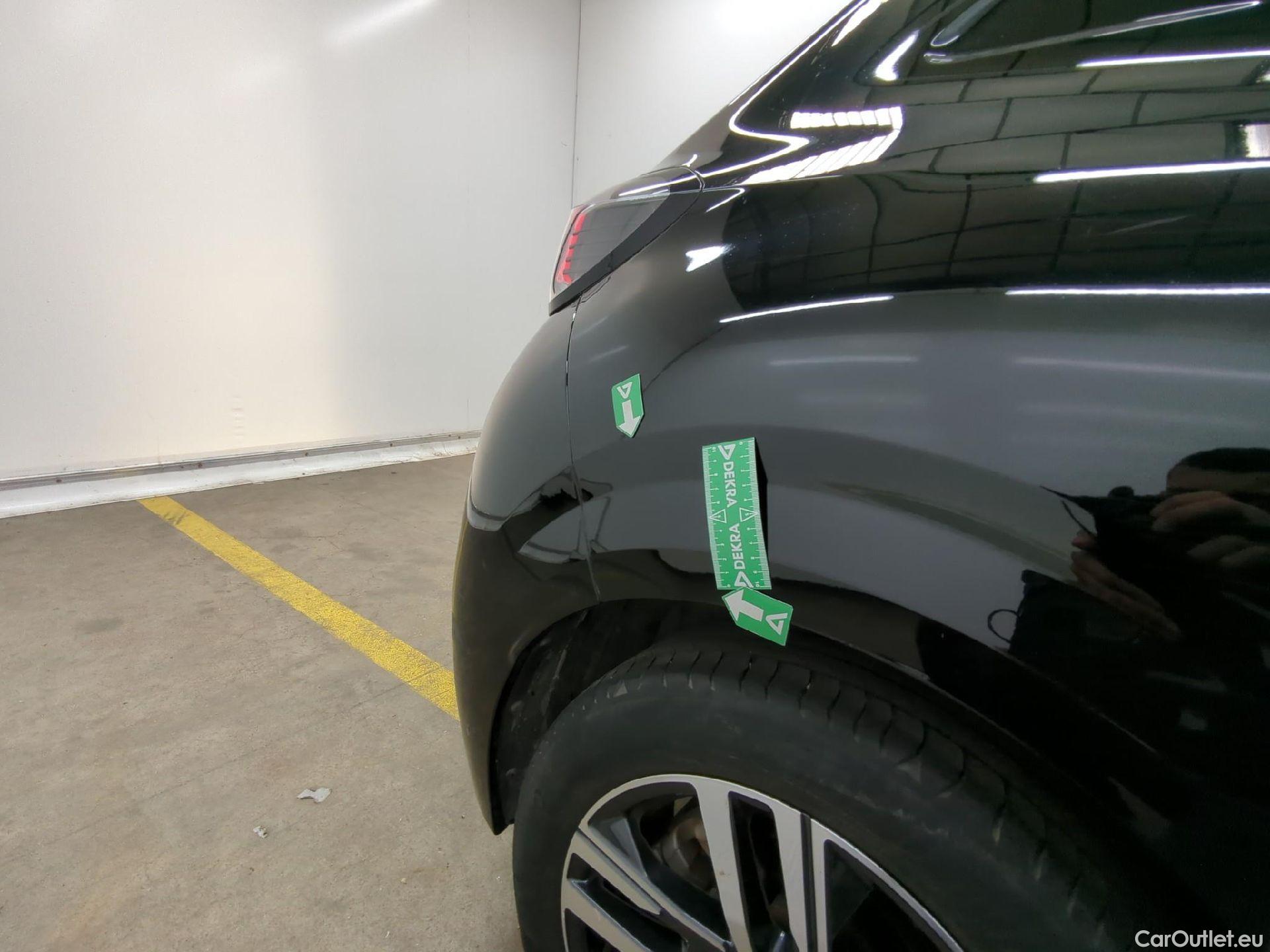 Peugeot  208  Allure 1.2 PureTech 100CV BVM6 E6d #21
