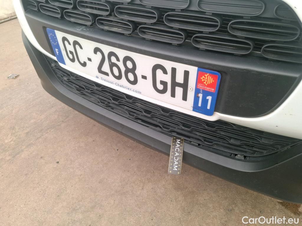  Citroen  C3  Shine Business 1.2 PureTech 110CV BVM6 E6d #17