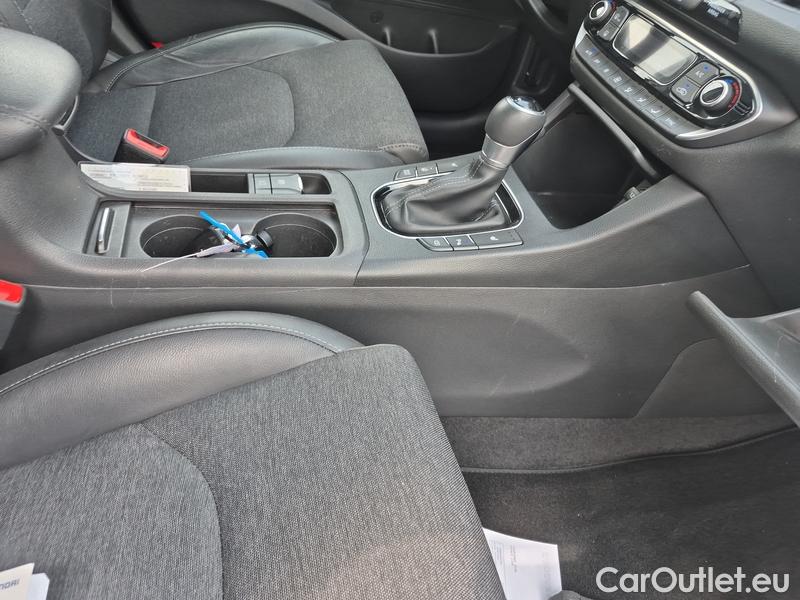  Hyundai  i30  (PD)(01.2017  ->)  kom.1.5T-GDI Style AT 5d #22