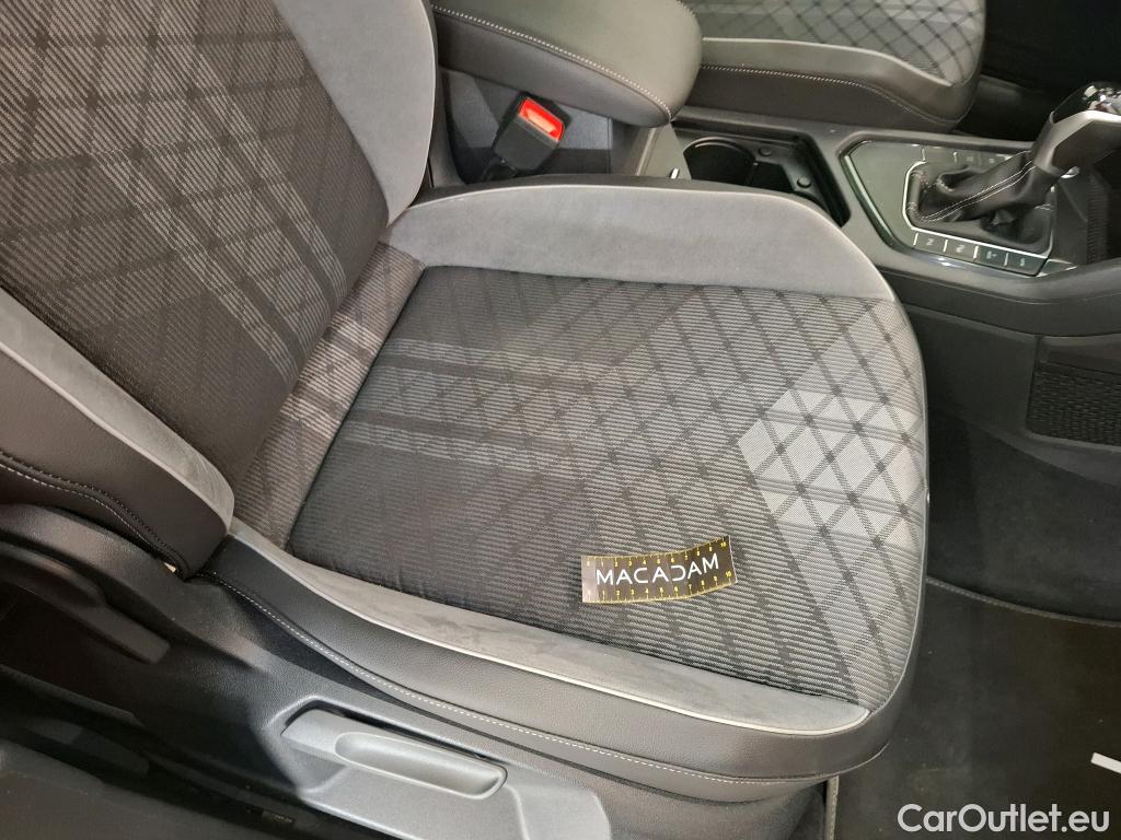  Volkswagen  Tiguan VOLKSWAGEN  / 2020 / 5P / SUV 1.4 eHybrid 245 DSG6 R-Line #50