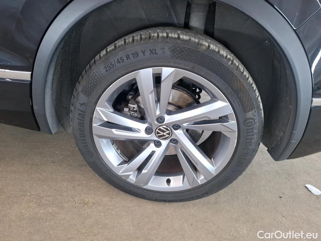  Volkswagen  Tiguan VOLKSWAGEN  / 2020 / 5P / SUV 1.4 eHybrid 245 DSG6 R-Line #39
