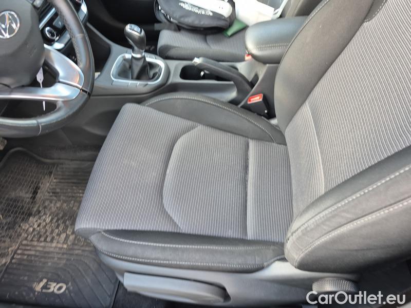  Hyundai  i30  (PD)(01.2017  ->)  kom.1.0TGDI 120 Comfort #7