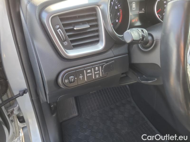  KIA  Cee'd Ceed  (CD) (2018->) Ceed SW 1.5 T-GDI 118 Fresh #10