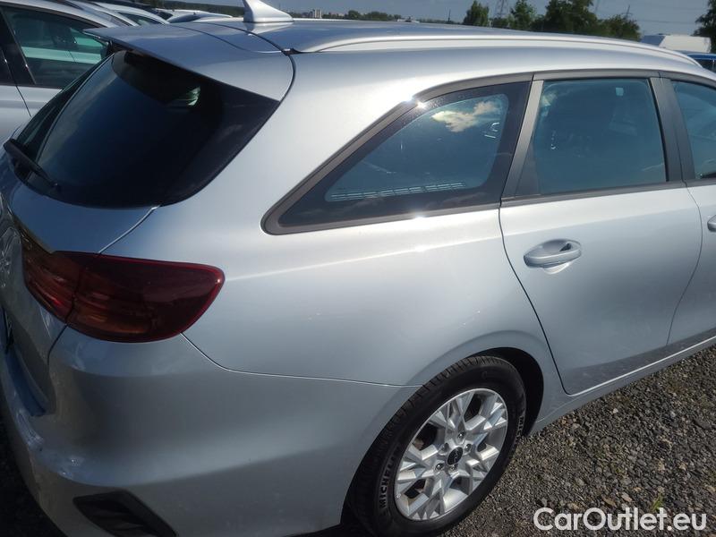 KIA  Cee'd Ceed  (CD) (2018->) Ceed SW 1.5 T-GDI 118 Fresh #19