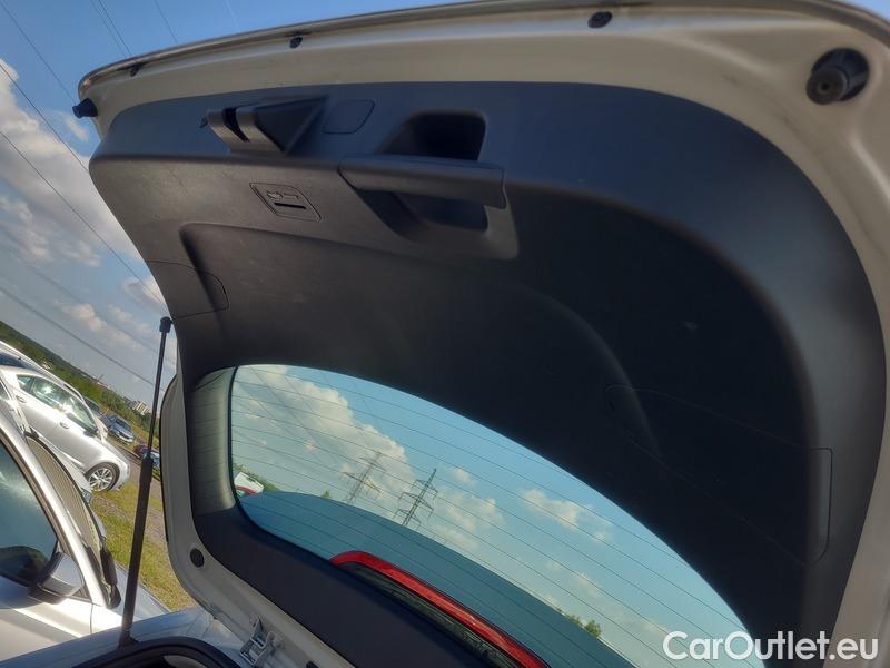  KIA  Cee'd Ceed  (CD) (2018->) Ceed SW 1.5 T-GDI 118 Fresh #18