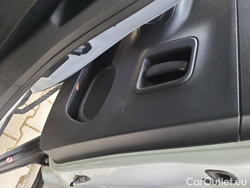  Peugeot  RIFTER   (06.2018->)  1.5BHDi 130 Allure #18