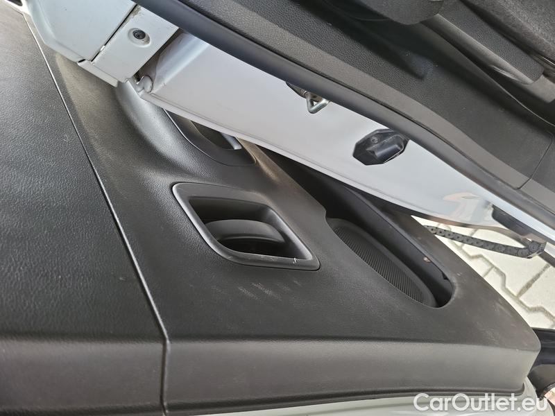  Peugeot  RIFTER   (06.2018->)  1.5BHDi 130 Allure #19