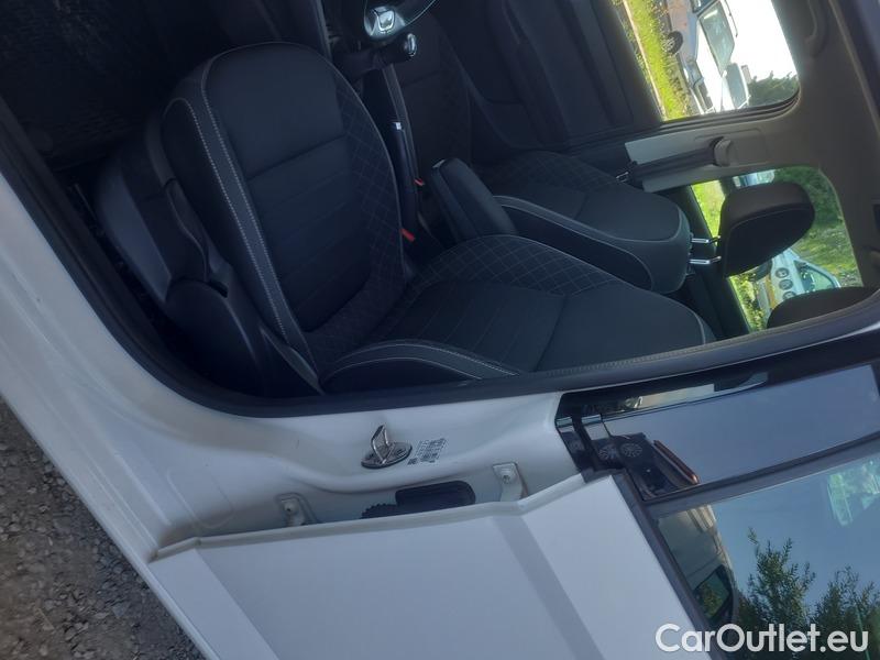  Skoda  Fabia  Combi (2015) Com.1.0TSI 70 Ambition 5d #12