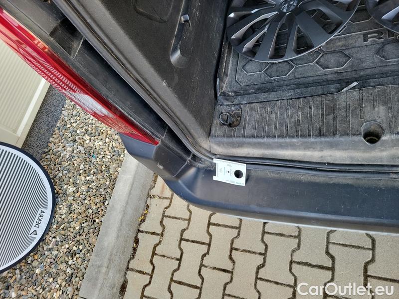  Peugeot  RIFTER   (06.2018->)  1.5BHDi 130 Allure #47