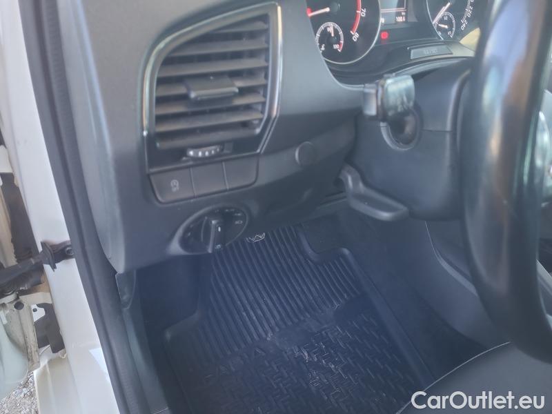  Skoda  Fabia  Combi (2015) Com.1.0TSI 70 Ambition 5d #11