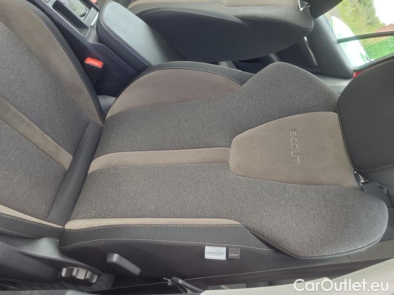  Skoda  Octavia  Combi (NX3)(2020) Oct.C. 2.0TDI 147 Scout 4x4 AT #6