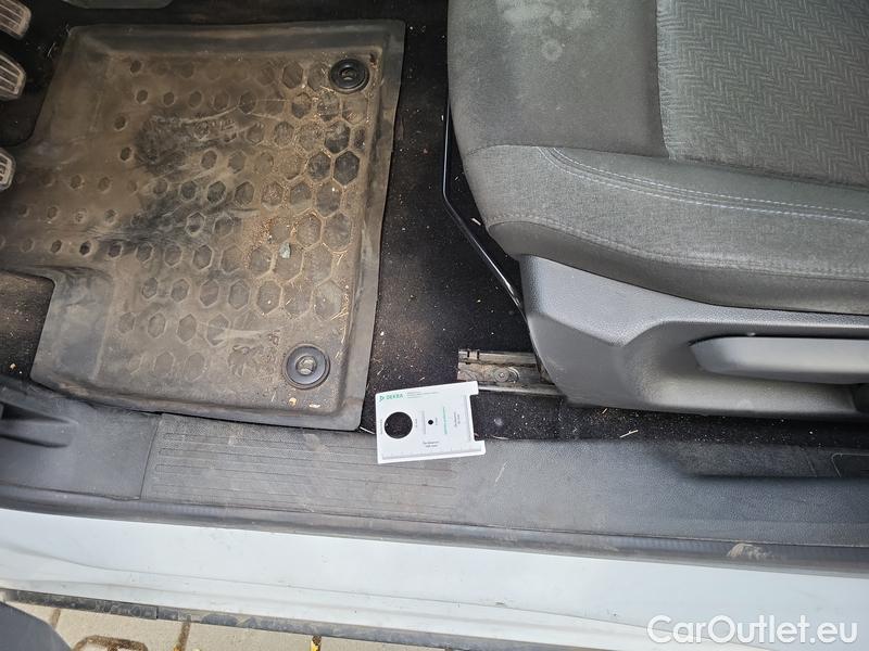  Peugeot  RIFTER   (06.2018->)  1.5BHDi 130 Allure #10