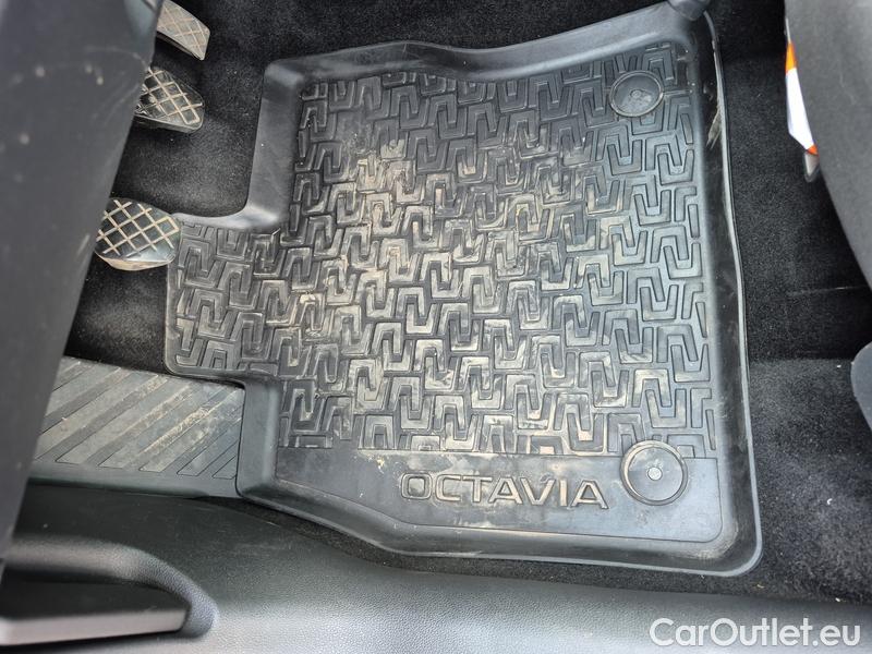  Skoda  Octavia  Lim.  (5E3)(03.2017->)  1.0TSI 85 Ambition #14