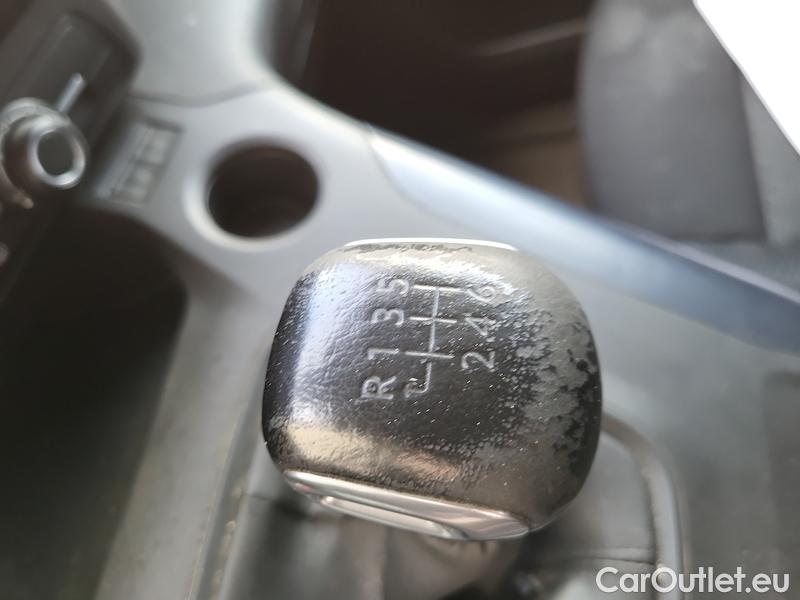  Peugeot  RIFTER   (06.2018->)  1.5BHDi 130 Allure #13