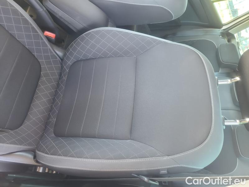  Skoda  Fabia  Combi (2015) Com.1.0TSI 70 Ambition 5d #10