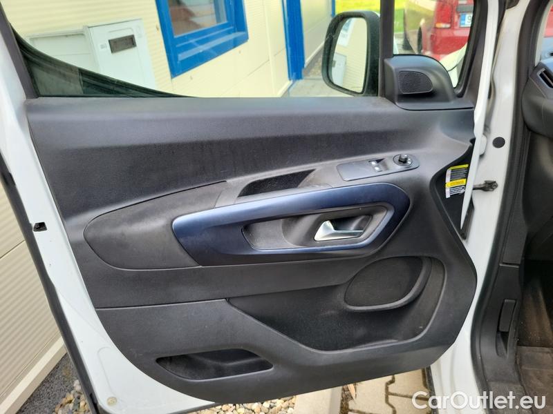  Peugeot  RIFTER   (06.2018->)  1.5BHDi 130 Allure #11