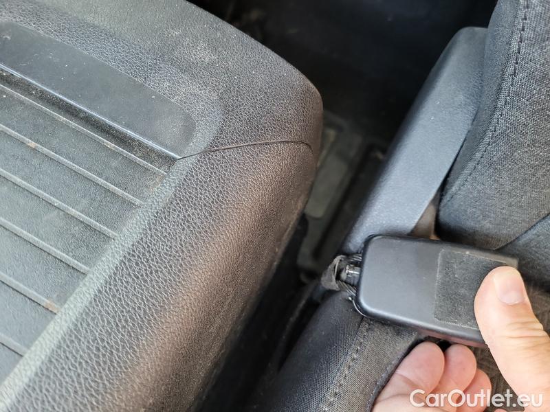  Peugeot  RIFTER   (06.2018->)  1.5BHDi 130 Allure #15
