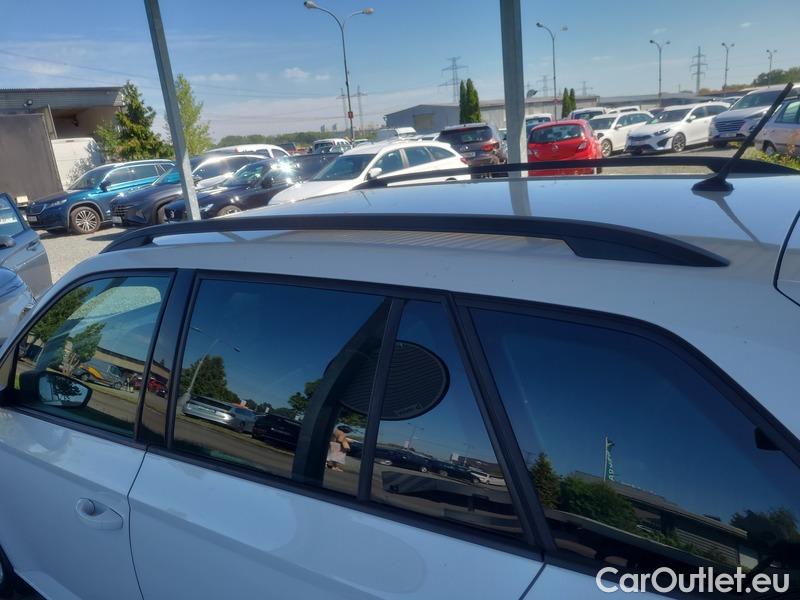  Skoda  Fabia  Combi (2015) Com.1.0TSI 70 Ambition 5d #31