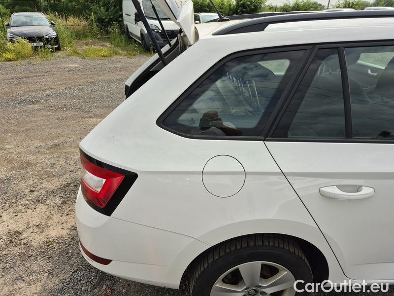  Skoda  Fabia  Combi (2015)  Com.1.0TSI 70 Ambition #32
