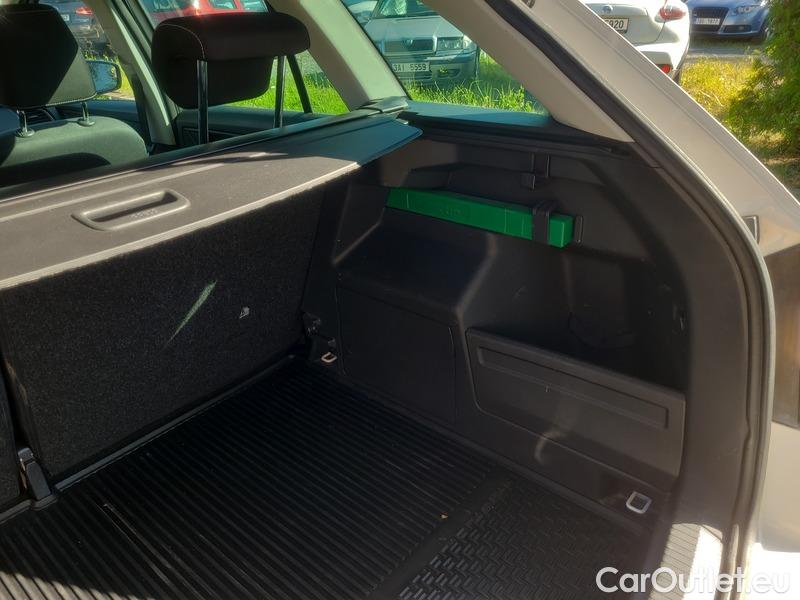  Skoda  Fabia  Combi (2015) Com.1.0TSI 70 Ambition 5d #19