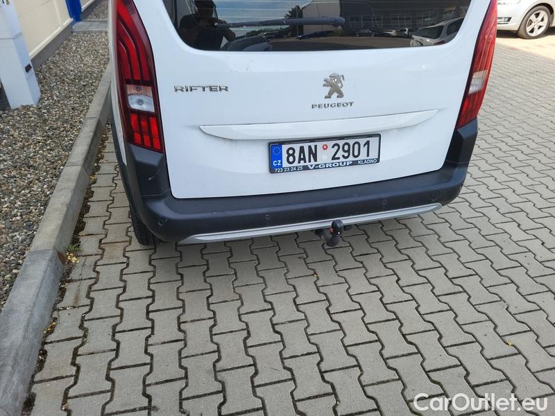  Peugeot  RIFTER   (06.2018->)  1.5BHDi 130 Allure #21