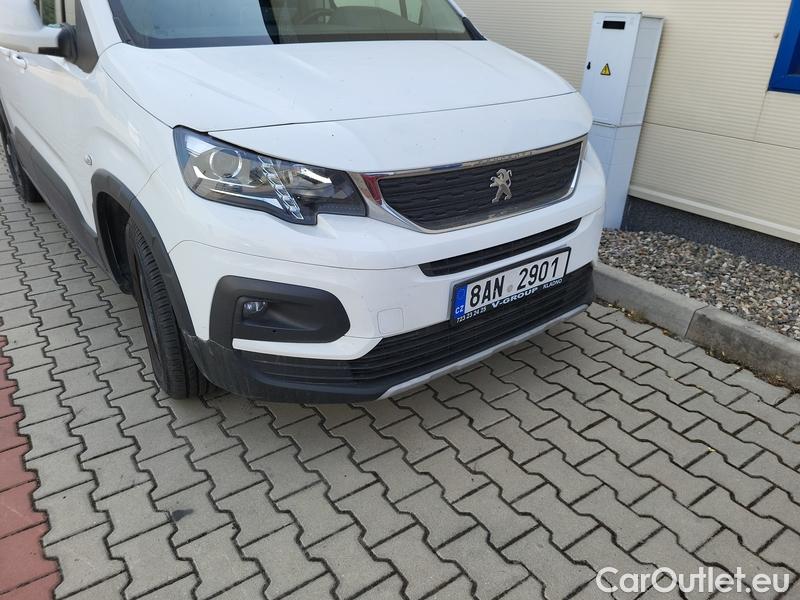  Peugeot  RIFTER   (06.2018->)  1.5BHDi 130 Allure #2