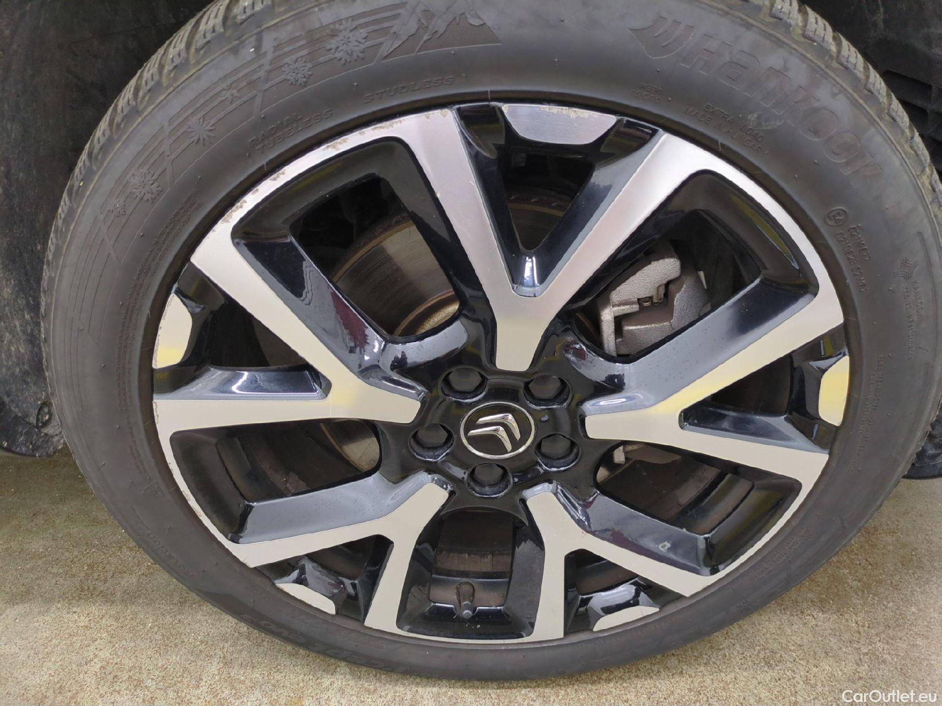  Citroen  C5 Aircross CITROEN  / 2018 / 5P / SUV Hybrid 225 ë-EAT8 Shine Pack #10