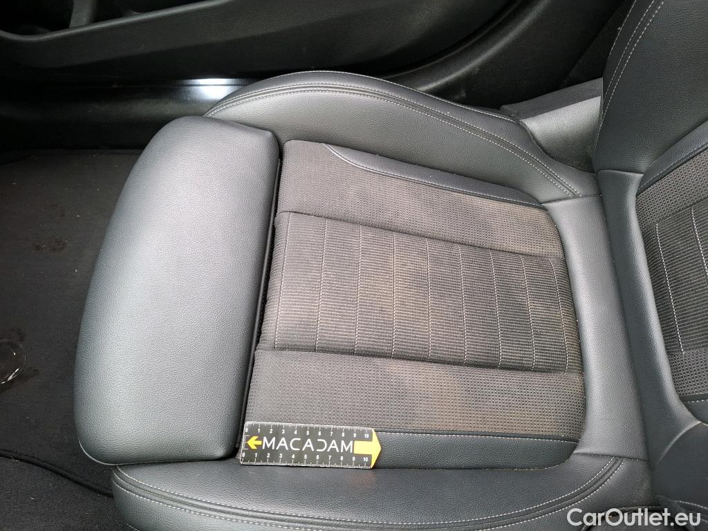  Bmw  Serie 3 Série 3 Touring 318 d Lounge 2.0 150CV BVA8 E6d #24