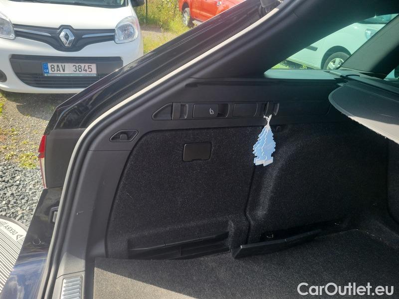  Skoda  Superb  Combi (3V5)(2015) Su.com.2.0TDI 147 4x4 L&K Aut #17