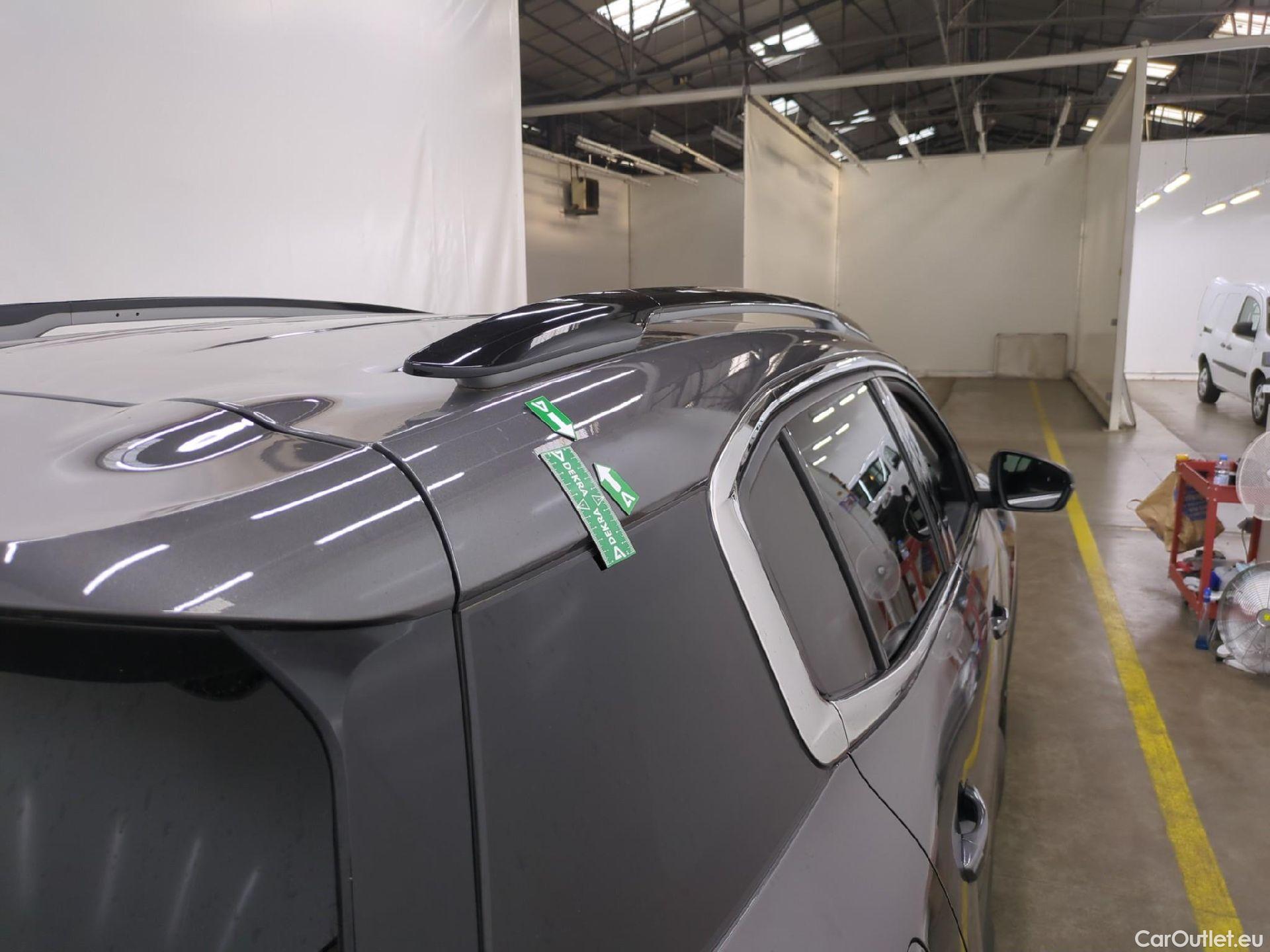  Citroen  C5 Aircross CITROEN  / 2018 / 5P / SUV Hybrid 225 ë-EAT8 Shine Pack #38