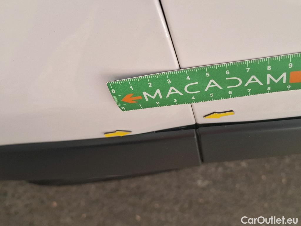  Citroen  C3  Feel 1.5 BlueHDI 100CV BVM5 E6dT #4