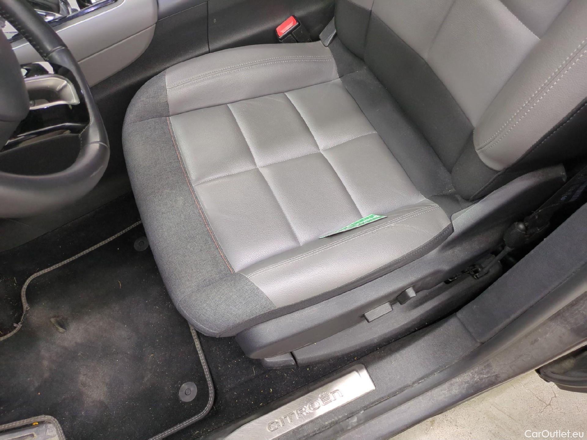  Citroen  C5 Aircross CITROEN  / 2018 / 5P / SUV Hybrid 225 ë-EAT8 Shine Pack #7