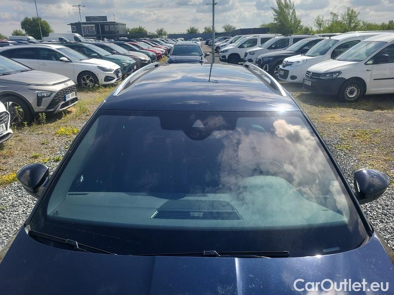  Skoda  Superb  Combi (3V5)(2015) Su.com.2.0TDI 147 4x4 L&K Aut #1