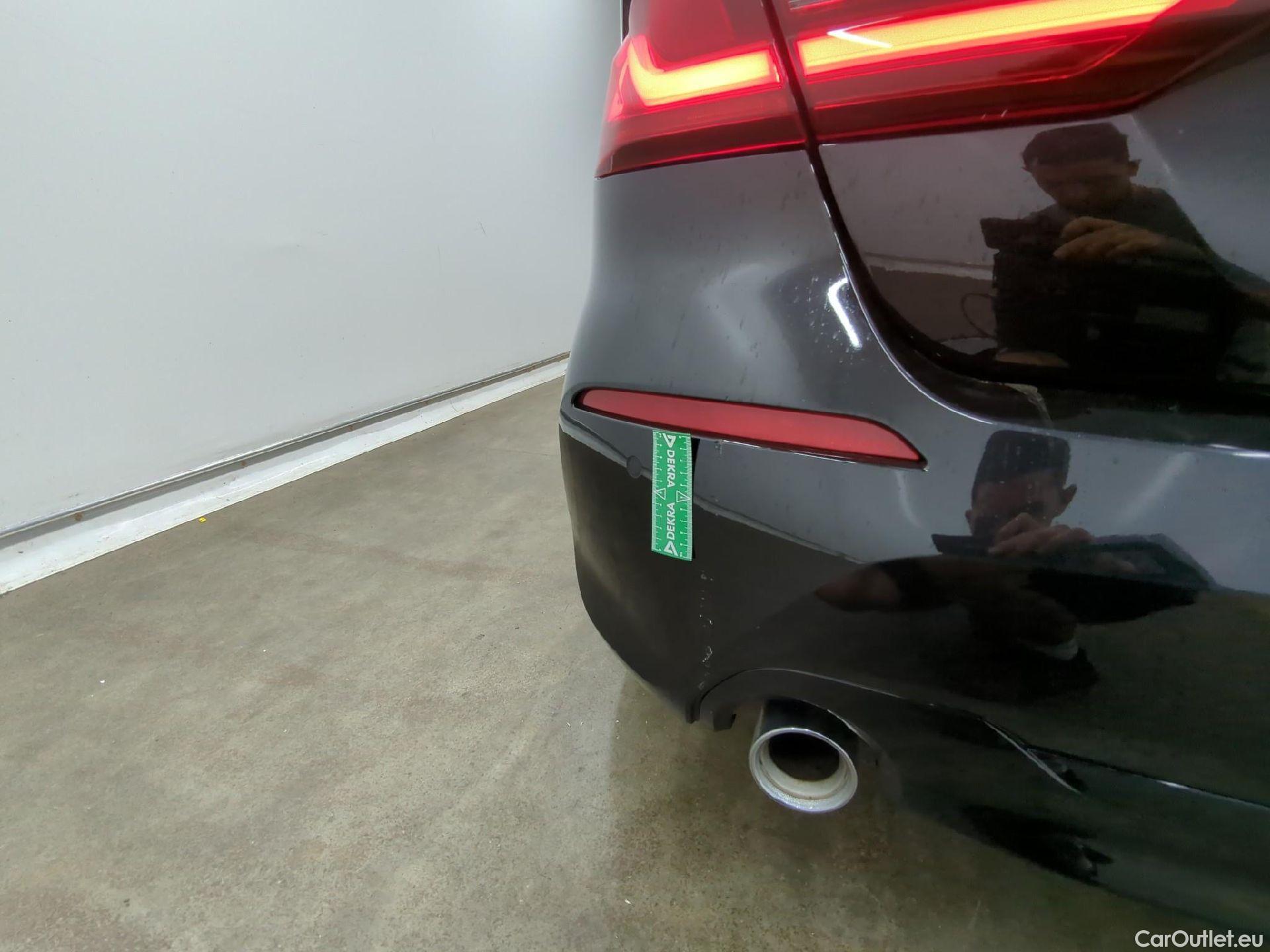  Bmw  Serie 1 BMW Série 1 / 2019 / 5P / Berline 2.0 118D AUTO Business Design #26