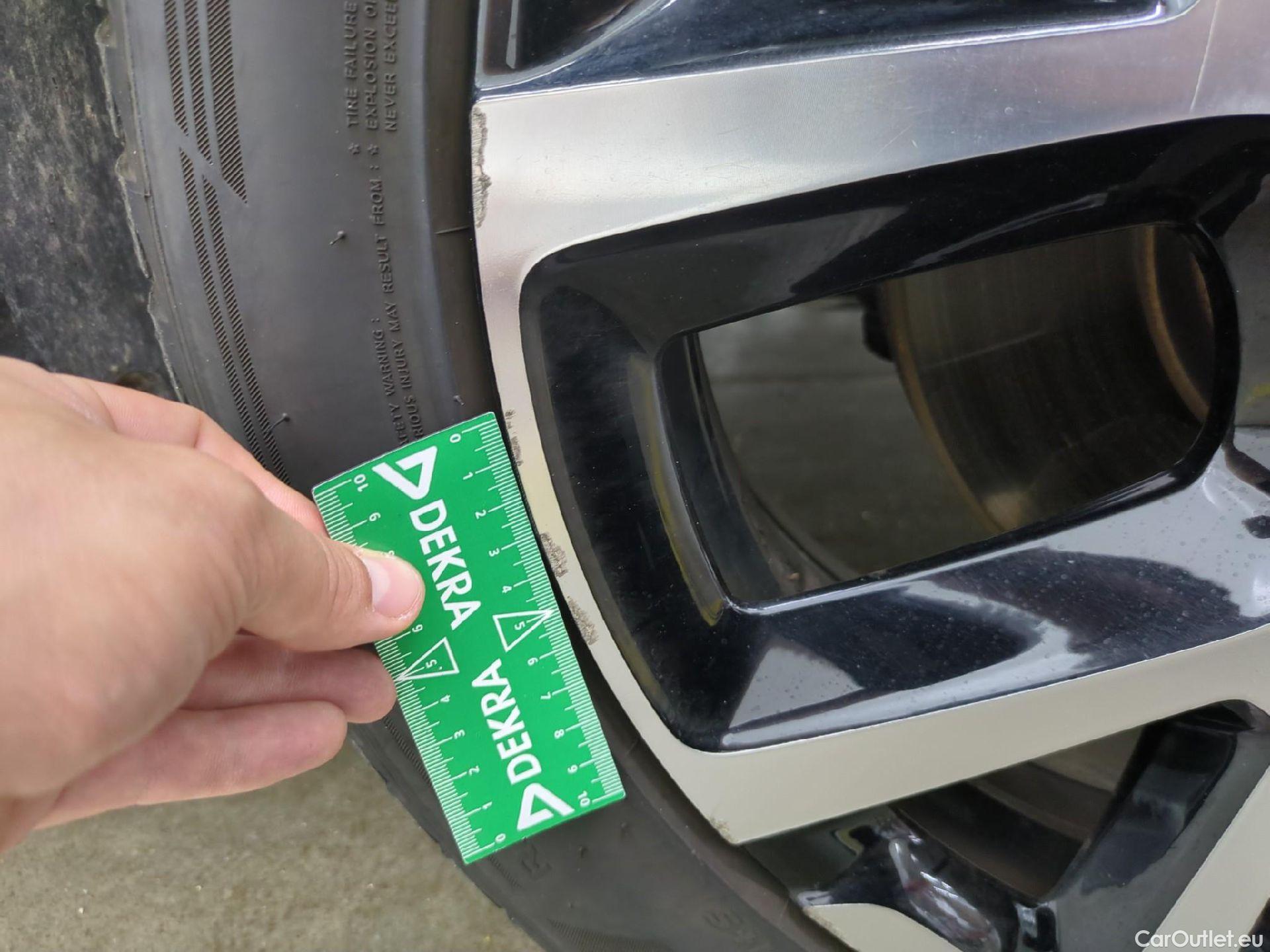  Citroen  C5 Aircross CITROEN  / 2018 / 5P / SUV Hybrid 225 ë-EAT8 Shine Pack #15