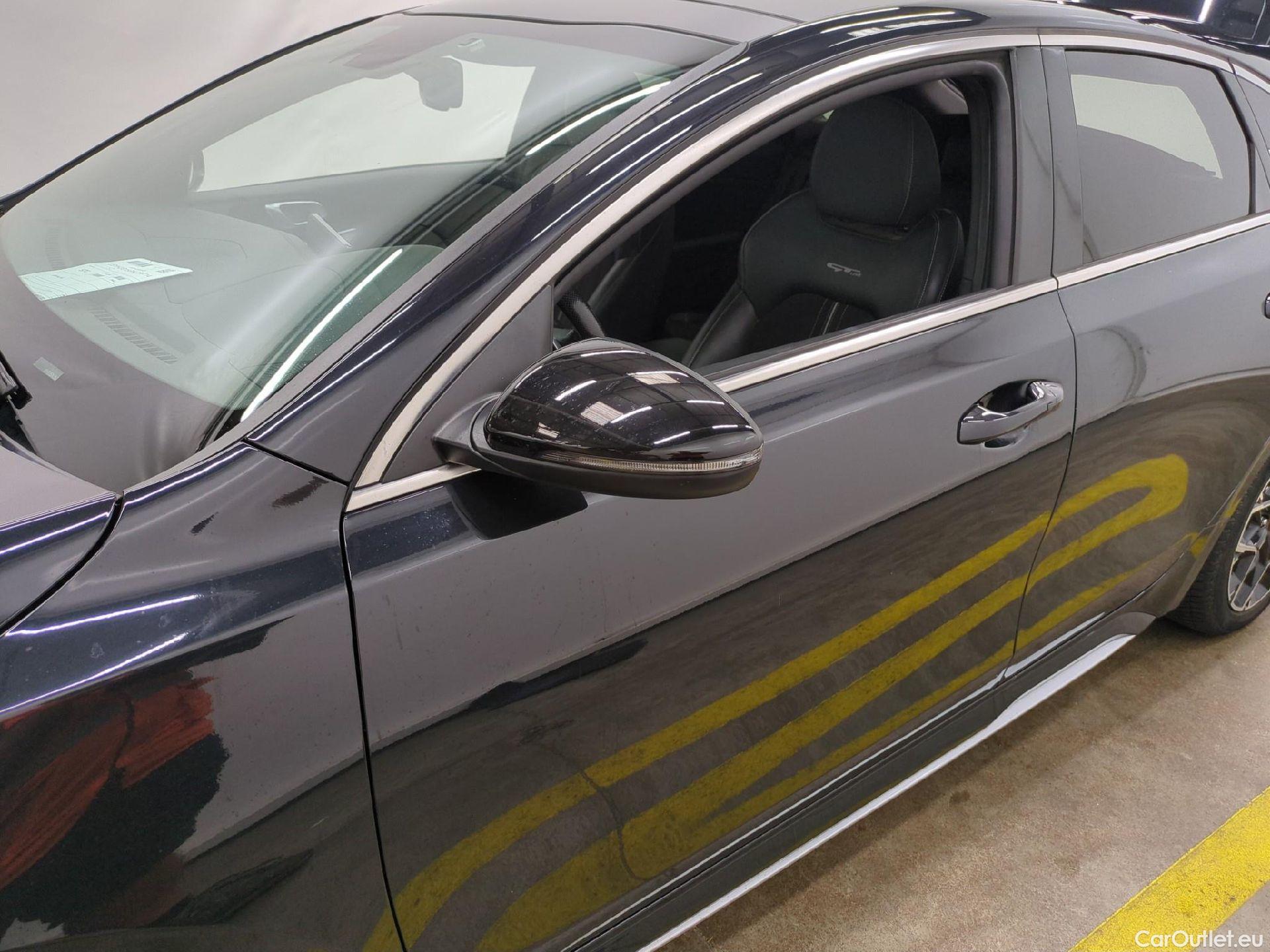  KIA  Cee'd KIA ProCeed / 2021 / 5P / Break 1.5 T-GDI 160 ISG GT LINE PREMIUM DCT7 #41