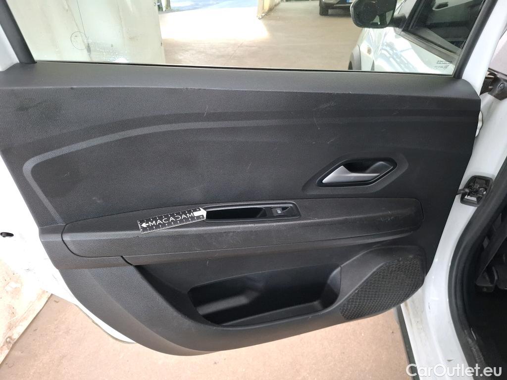  Dacia  Jogger  Extreme 1.6 140CV BVA6 7 Sieges 6E #15
