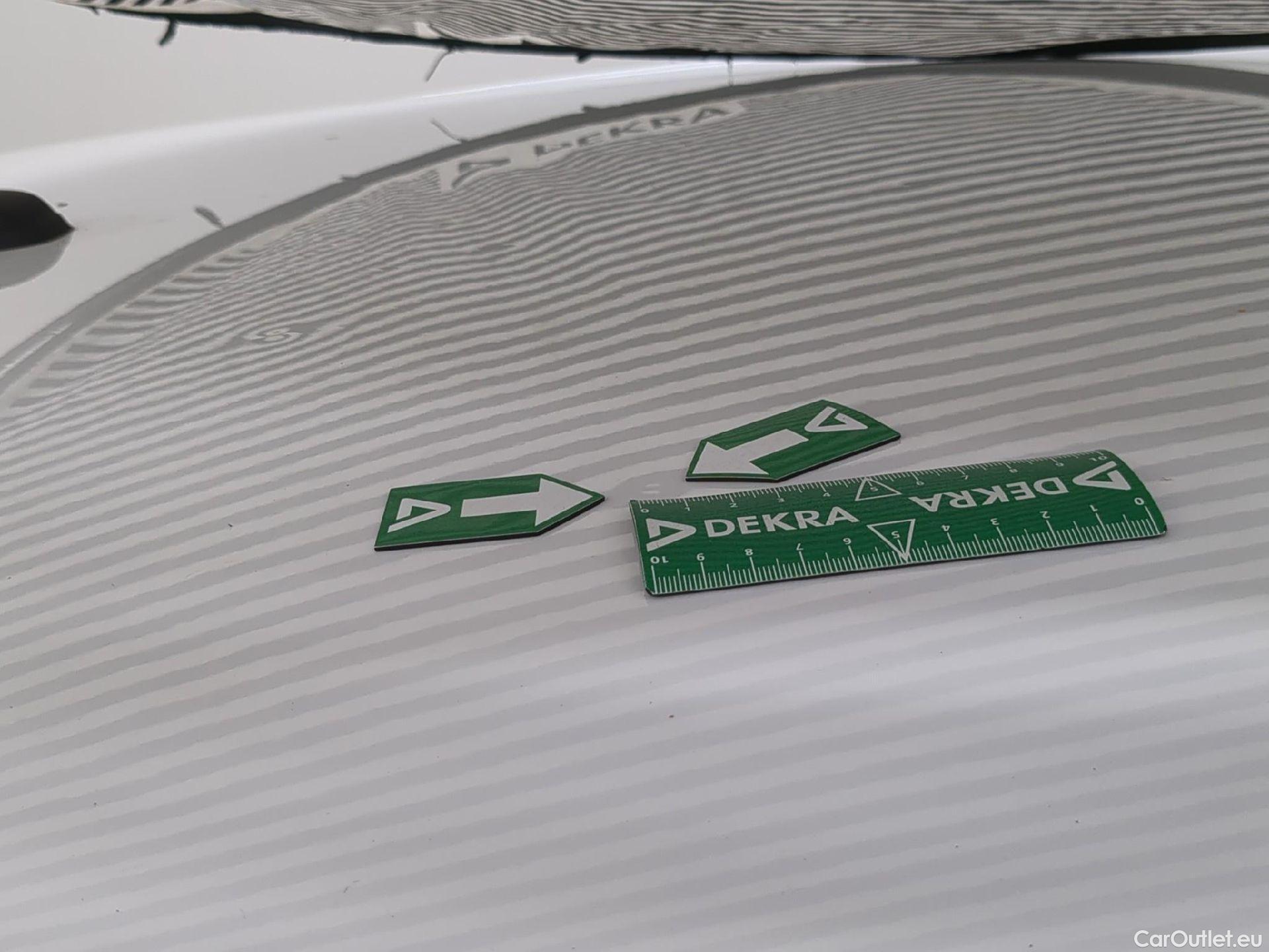  Peugeot  208  (e-) Active Pack 50kWh BVA #36
