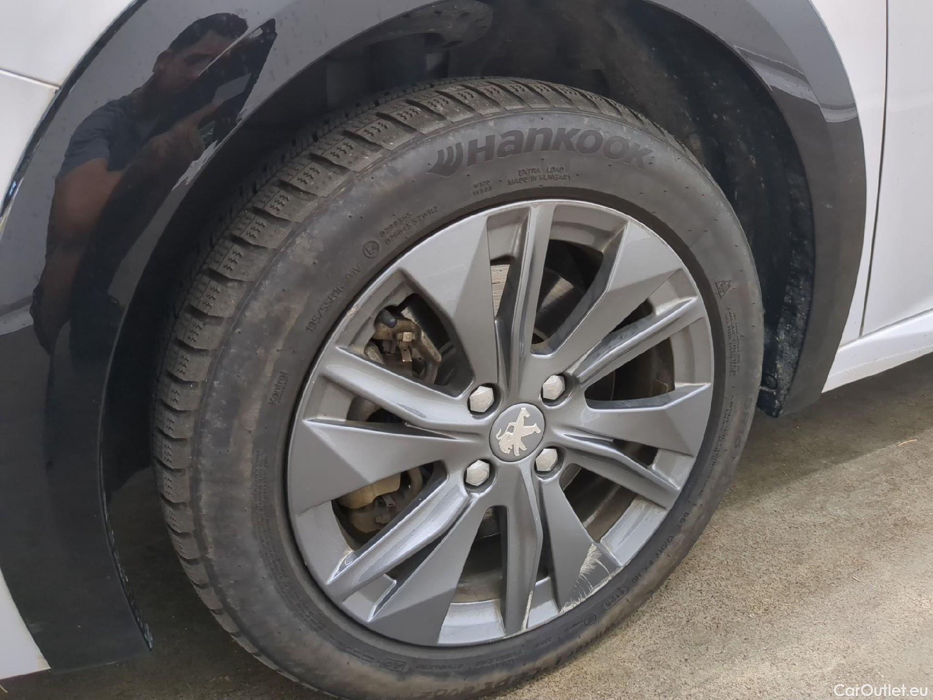  Peugeot  208  (e-) Active Pack 50kWh BVA #1
