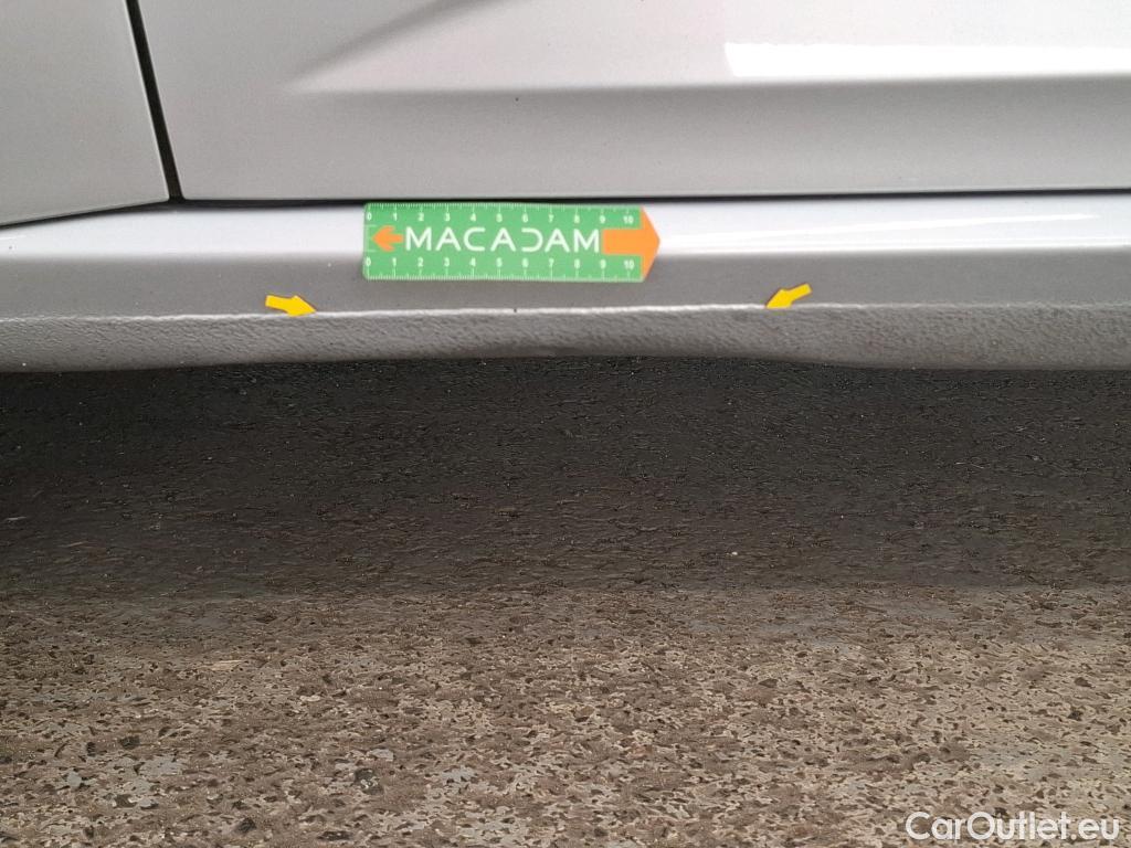  Renault  Megane  IV Estate Business 1.5 dCi 115CV BVM6 E6d #24