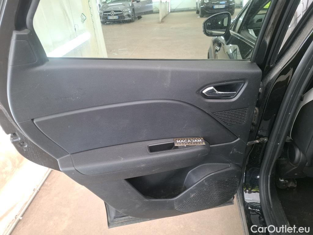  Renault  Captur RENAULT  / 2019 / 5P / SUV techno mild hybrid 160 EDC #21